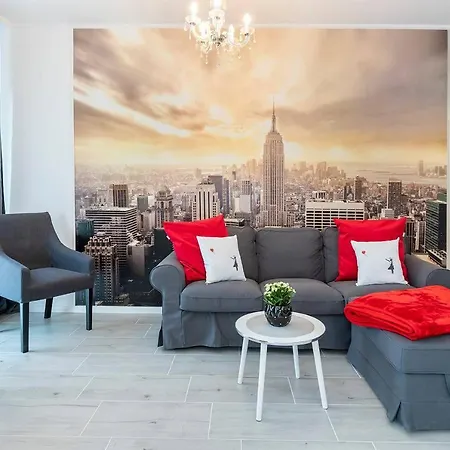 Banksy - Ilumino Apartment *